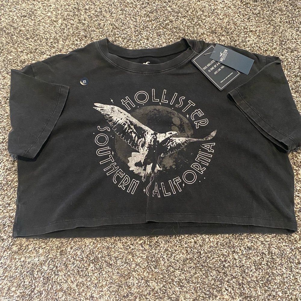 Hollister Tee